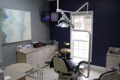 Dentist in Bartlett TN dental office treatment room